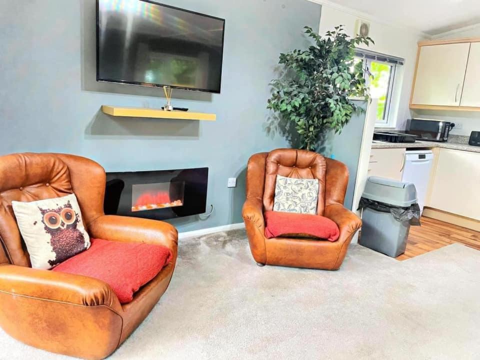 Woodland View -Hot Tub-Tenby-Carmarthen-St Clears Luaran gambar