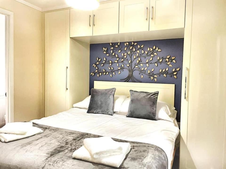 Woodland View -Hot Tub-Tenby-Carmarthen-St Clears Luaran gambar